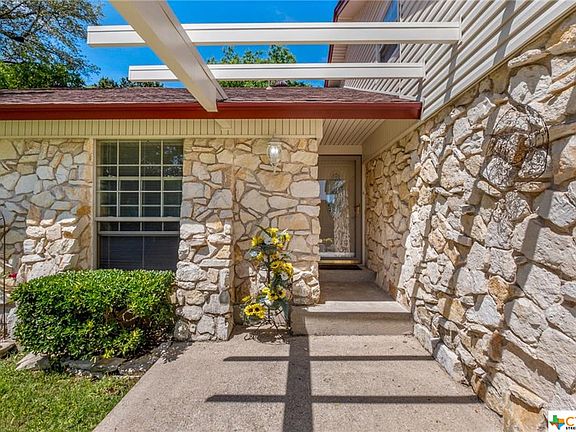 5th image of 1200 Holly Ct