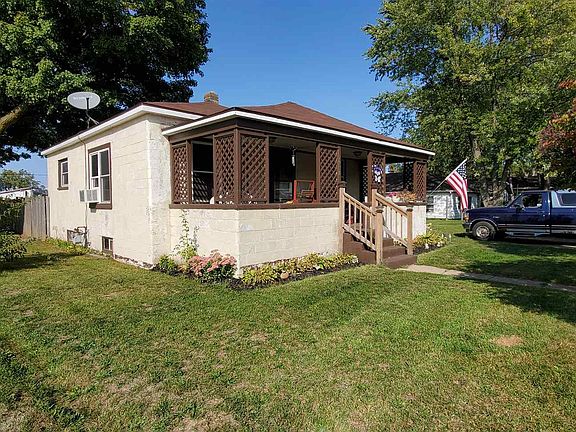 2nd image of 1938 Borneman Ave
