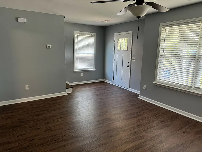 530 Brawley St — Photo 11