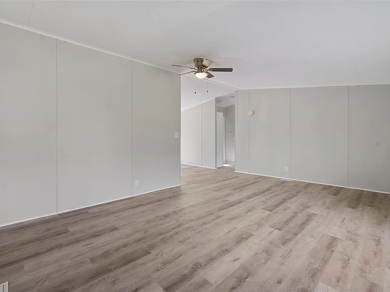 16333 Lone Corral Ct — Photo 5