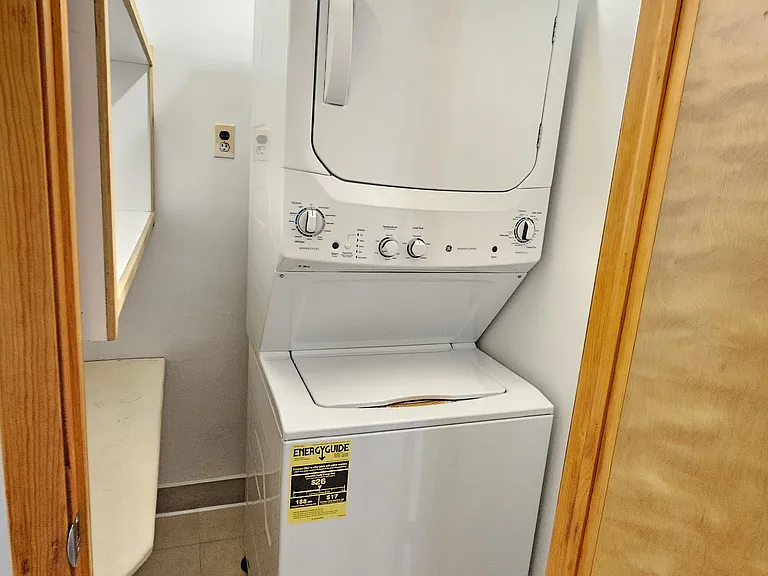 27 Whitaker Ave #1 — Photo 4