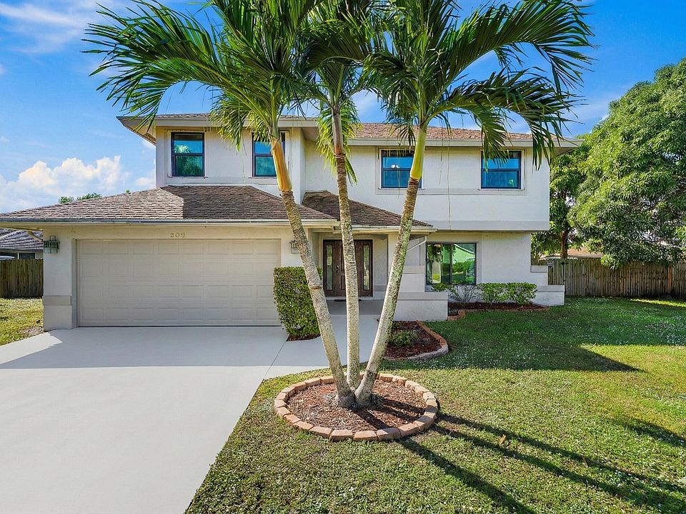 1st image of 208 Las Palmas Street