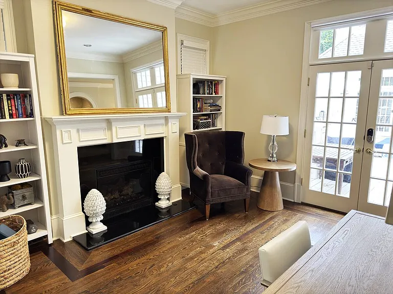 1296 W Wesley Rd NW — Photo 21