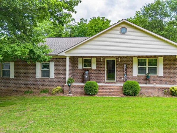 84 Orchard St, Bardwell, KY 42023