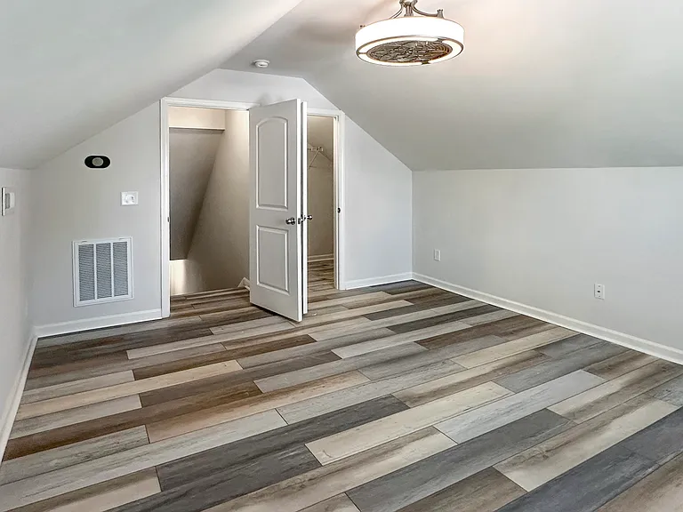 1019 Gold Cir — Photo 24