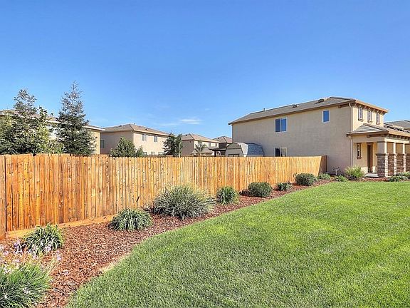 4th image of 2450 Hollybrook Way