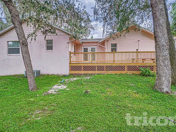 4th image of 312 Bahia Cir