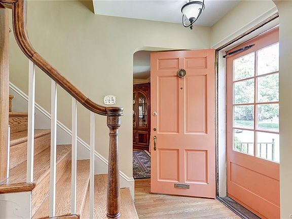 2nd image of 3909 Park Ave
