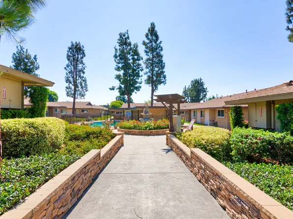 Sierra West, 320 W Bennett Ave #2B-2Ba, Glendora, CA 91741