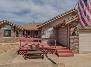 31 Willet Ct, Wallace, CA