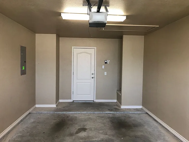 4705B Passion Flower Blvd — Photo 15