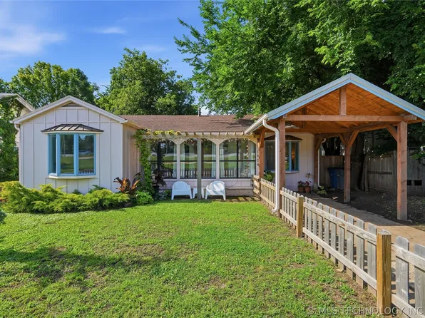1904 E 14th St, Tulsa, OK 74104