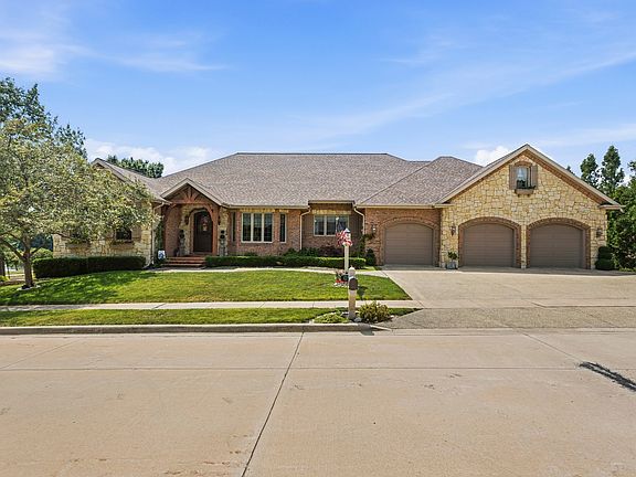 4th image of 2427 Prairieridge Pl