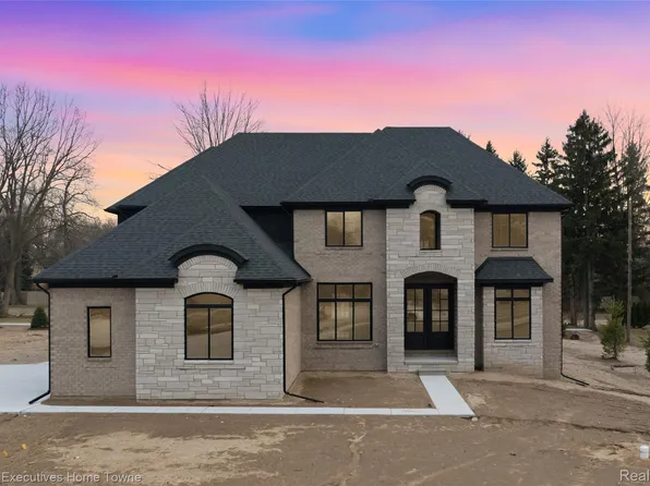 11982 Encore Ct, Shelby Township, MI 48315