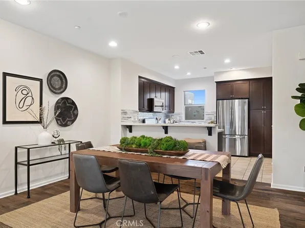 5419 Strand Unit 105, Hawthorne, CA 90250