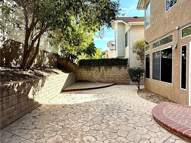 256 Ocho Rios Way — Photo 26