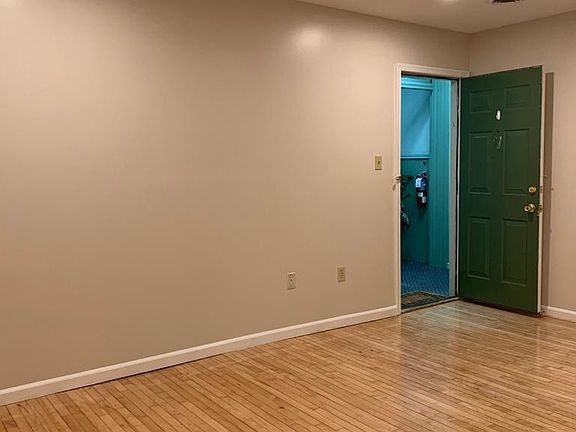 Lot of space to make the apartment your own