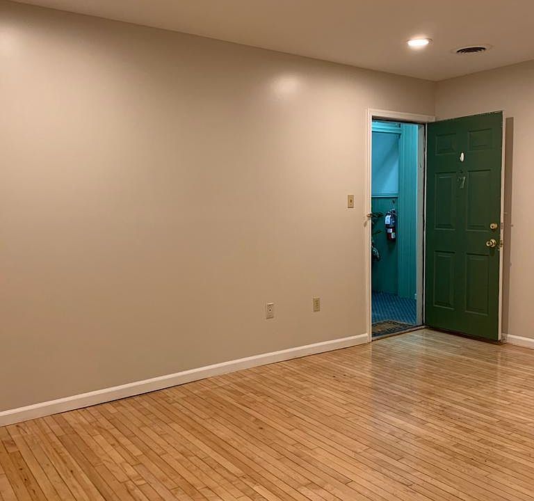 Lot of space to make the apartment your own