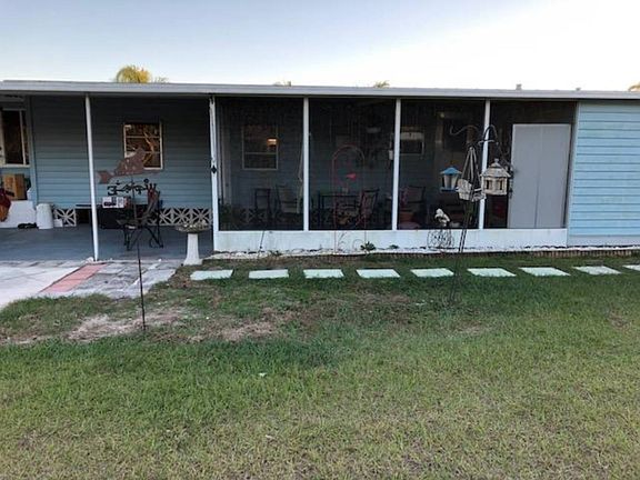 2nd image of 105 Oleander St