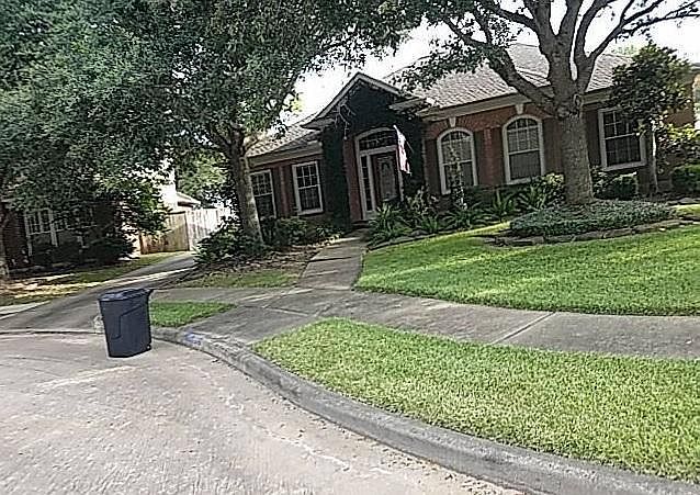 1st image of 1106 Oak Glen Ln