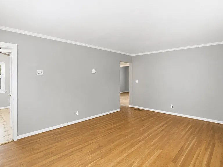 3267 Walmar Dr — Photo 35