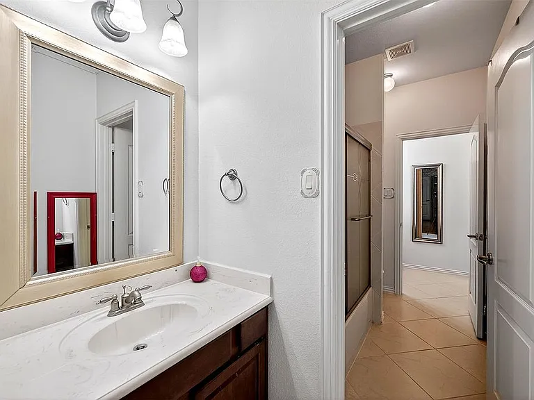 5218 Lake Terrace Ct — Photo 30