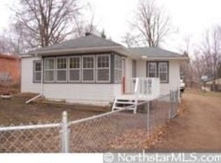 2338 Olive Ave, Wayzata, MN 55391