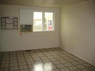 4th image of 2042 Berkshire Cir Unit D