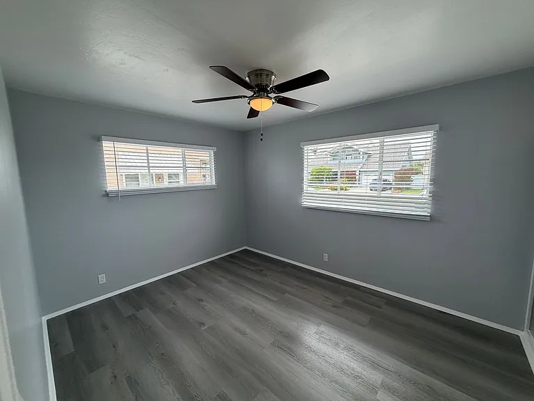2221 Faust Ave — Photo 16