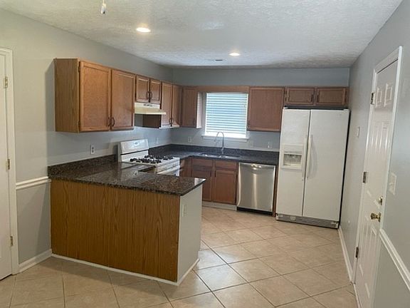 4th image of 44 Sawgrass Manor Dr