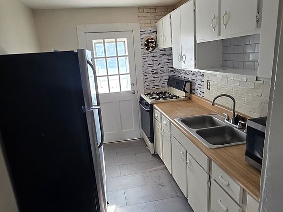4th image of 6569 Saint Helena Ave #1