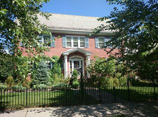 305 Buckminster Rd, Brookline, MA 02445