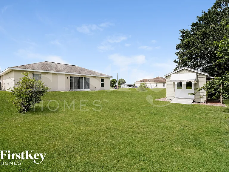4210 22nd St SW — Photo 16