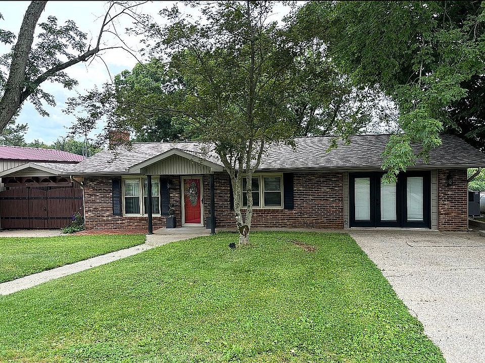 1st image of 215 Spring Grove Blvd