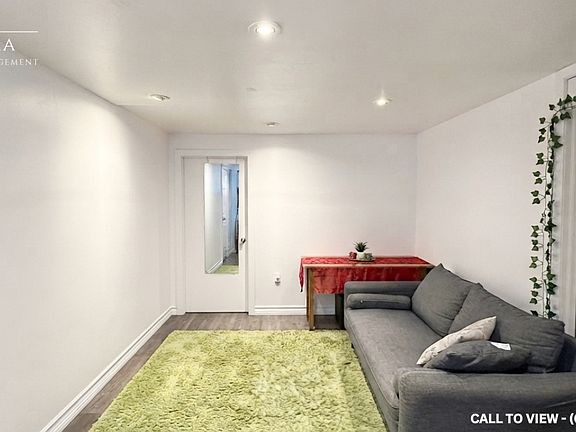 3rd image of 458 Kingston Rd #2