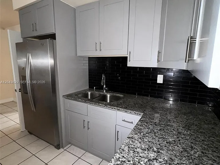 5912 Fillmore St #1-2 — Photo 2