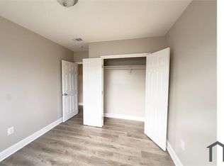 4252 6th St SE #2, Washington, DC 20032