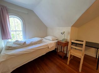 99 Upland Rd #B, Cambridge, MA 02140