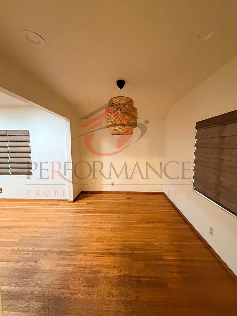 Cozy 3 Bed/1 Bath + Office in Northeast Bakersfield , RBP & Deposit Alternative Option — Photo 4