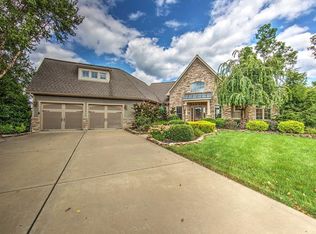 2135 Johns Ridge Rd, Coraopolis, PA 15108