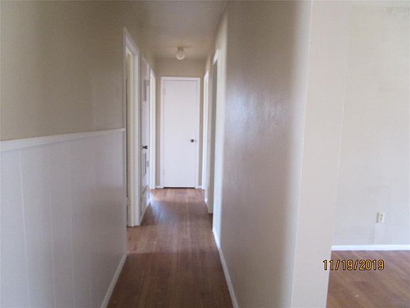 3rd image of 401 N San Jose Dr
