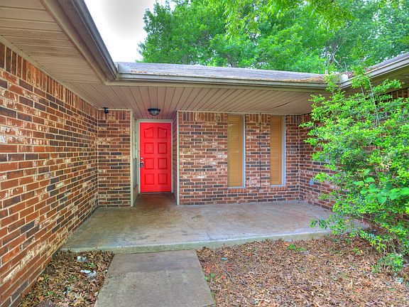 2nd image of 1706 High Meadows Dr