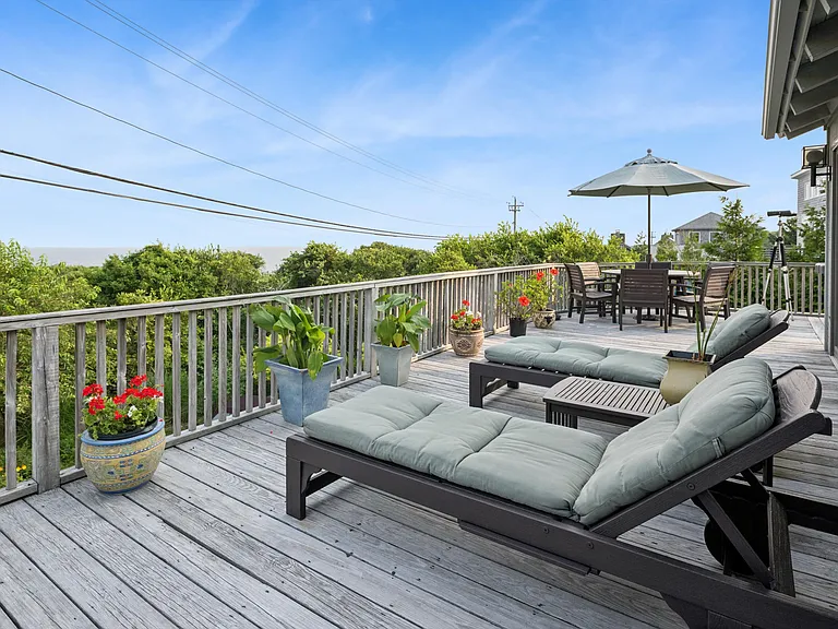 623 Old Montauk Hwy — Photo 18