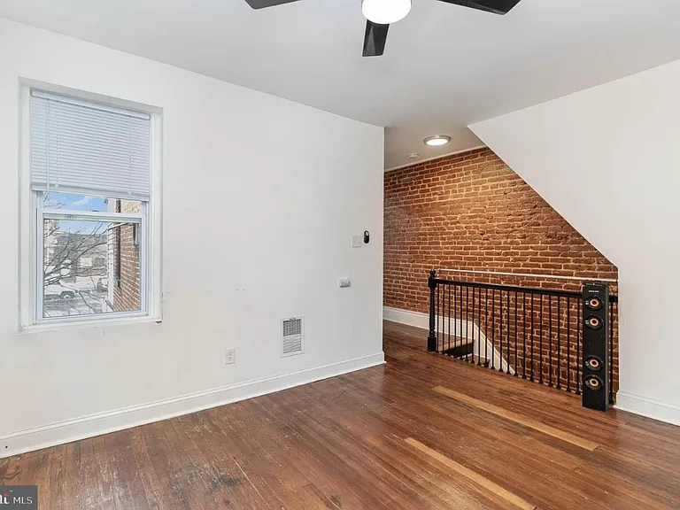 719 N Plum St #2 — Photo 4
