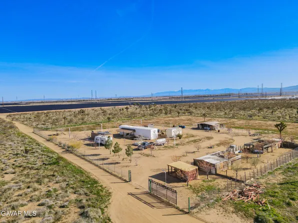 117th Street W & Charan Ave, Rosamond, CA 93560