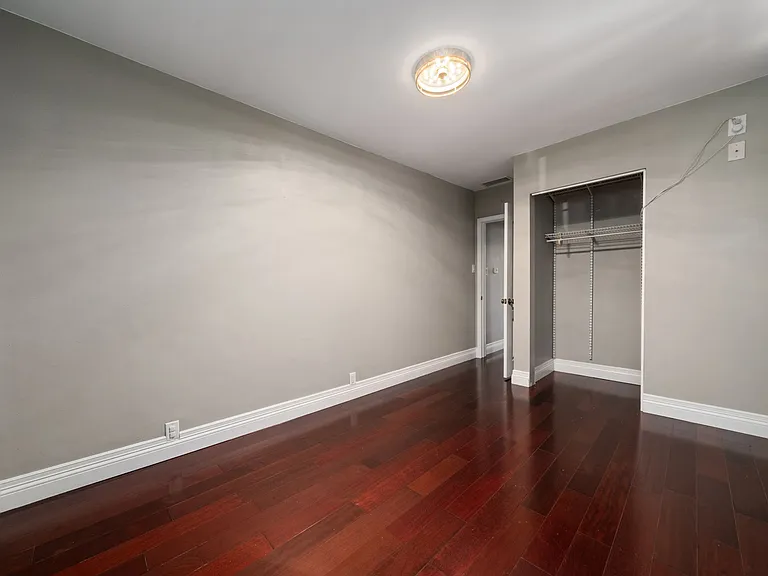 9310 Danby Ave — Photo 19