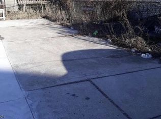 711 Warrena Rd, Atlantic City, NJ 08401