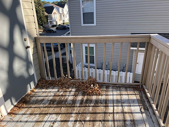 5th image of 933 Whistling Swan Dr