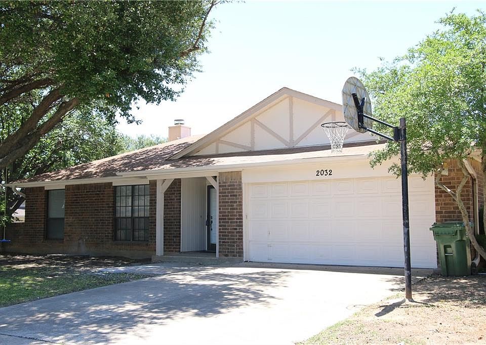 1st image of 2032 Cedar Grove Ln