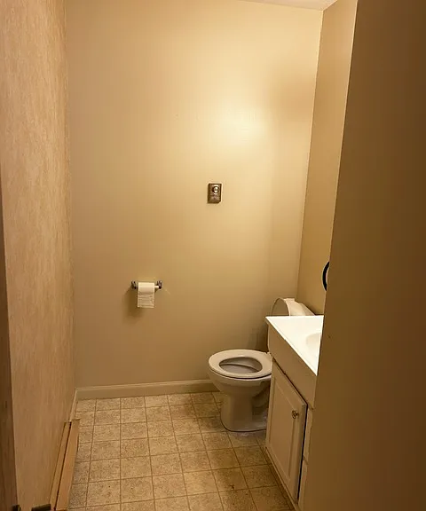 407 Brinker St — Photo 13